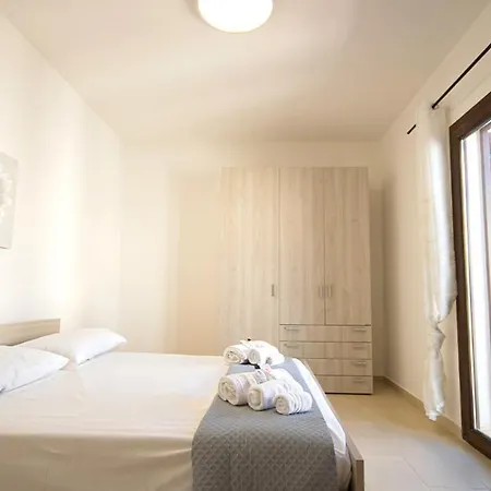 Cnc Vacanze Sardegna * Синискола